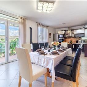 6 bedroom villa with pool in Milna, Brac Island sleeps 11